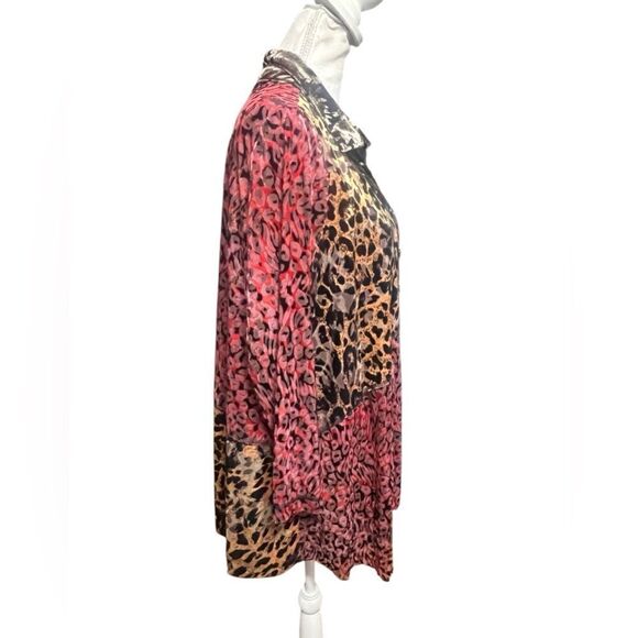 Ali Miles Artsy Leopard Print Velvet Burnout Muliticolor Button Up Top. Size 1X - Picture 2 of 5